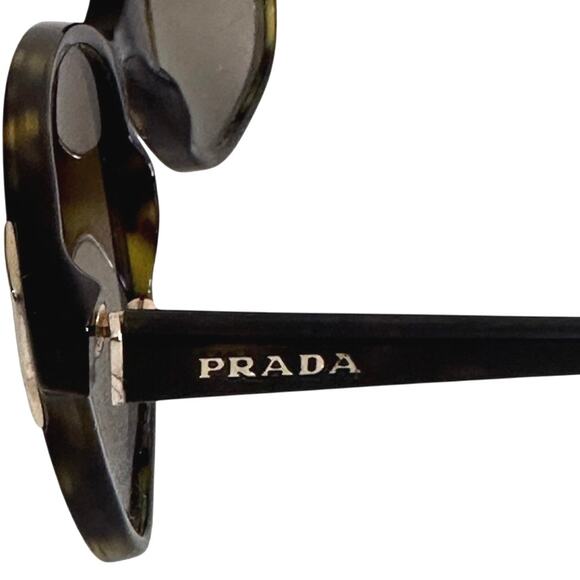 Prada polarized women\'s sunglasses and hard case Made in Italy main image 4